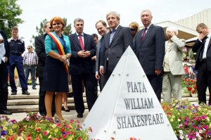 piata Whilliam Shakespeare