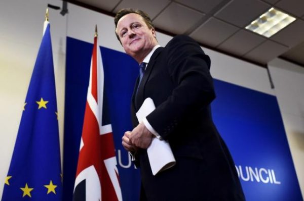 British Prime Minister David Cameron smiles as he leaves a European Union leaders summit in Brussels, Belgium, February 19, 2016.   REUTERS/Dylan Martinez