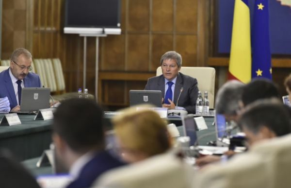Guvernul a pus în dezbatere