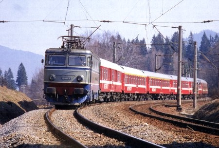 tren-calatori