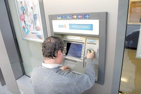Bancomate-ATM la diferite banci din Bucuresti