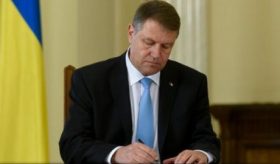 big-klaus-iohannis-a-semnat-decretul-privind-desemnarea-lui-mihai-tudose-candidat-la-functia-de-prim-ministru-al-romaniei