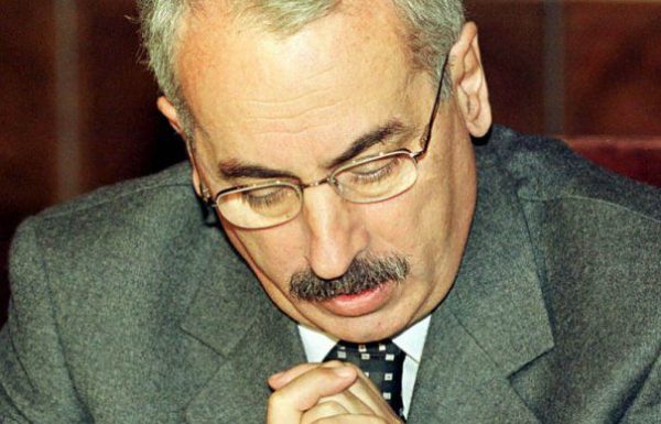 radu-vasile-a-murit-in-2013-465x390
