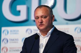 ISTANBUL, TURKEY - MAY 23:  President of Moldova Igor Dodon speaks during his visit at Borsa Istanbul in Istanbul, Turkey on may 23, 2017 Arif Hudaverdi Yaman / Anadolu Agency  | BRAA20170523_412 Istanbul Turquie Turkey