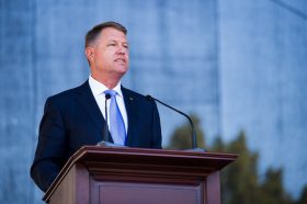 Peste 13.000 de sasi au venit din toate colturile lumii, sambata 4 August 2017, la Sibiu, la cea de-a 27-a editie a "Intalnirii Sasilor". La eveniment a participat si presedintele Klaus Iohannis si sotia sa, Carmen.OVIDIU MATIU/MEDIAFAX FOTO